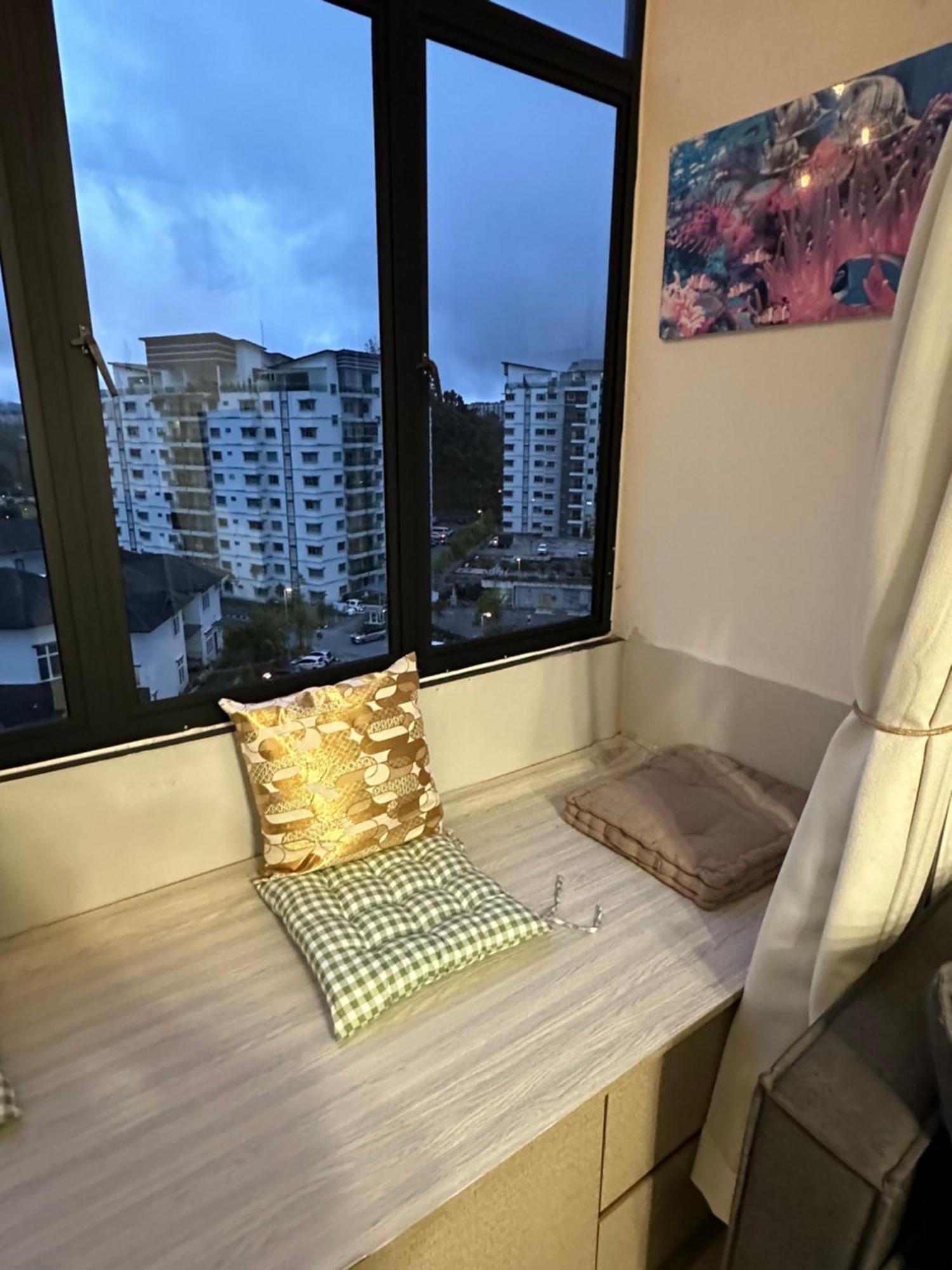 Ayaan Homestay Hill View Iin Free Wifi & Netflix タナ・ラタ エクステリア 写真